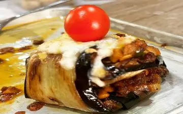 طرز تهیه یک پیش غذای خوشمزه |  رول بادمجان و پنیر عالیه!