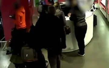 سرقت جواهرات مسافران در فرودگاه لندن! + فیلم