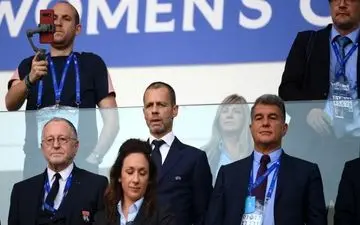 یوفا بارسلونا را نقره‌داغ کرد