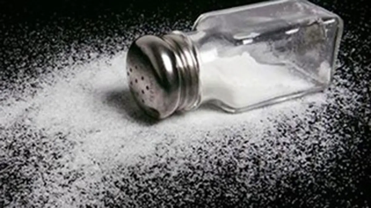 15 فایده جالب و شگفت انگیز نمک!