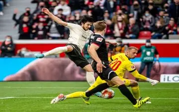 شکست خانگی لورکوزن در حضور ۲۴ دقیقه‌ای سردار