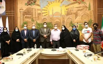 ماراتن عکاسی «خانواده شاد من» و کتاب خوانی «آئین همسرداری» به خط پایان رسید