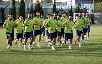 تهدید شدیدالحن ستاره استقلال ؛ تا فردا جدا می‌شوم | کوچ به تیم رقیب استقلال!