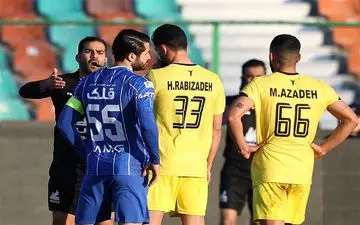 برتری استقلال در نیمه نخست؛ آبی‌ها با گل جلالی به رختکن رفتند