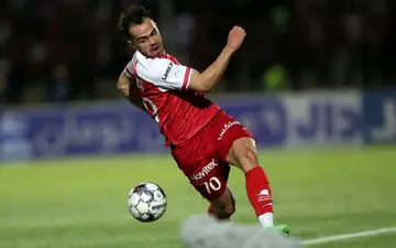 آینده مبهم اورونوف در پرسپولیس؛ مدیرعامل پرسپولیس از مذاکرات داغ خبر داد
