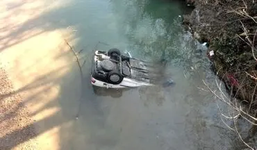 سقوط خودرو به داخل رودخانه مهاباد یک کشته برجای گذاشت