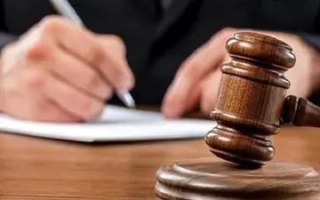 نقشه مادر فرهاد برای برقراری رابطه نامشروع فرهاد و دختر جوان