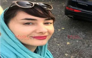 سلفی هانیه توسلی با پوشش و میکاپ متفاوت در باشگاه انقلاب (عکس)