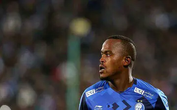 شفر ستارۀ استقلال را هایجک کرد!