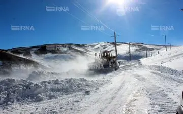 کولاک زمستانی آذربایجان‌شرقی را فلج کرد/ راه ارتباطی ۱۵۰۰ روستا مسدود شد