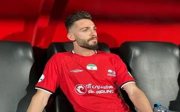 شرایط مبهم عبدی؛ نه پرسپولیس او را میخواهد و نه تراکتور