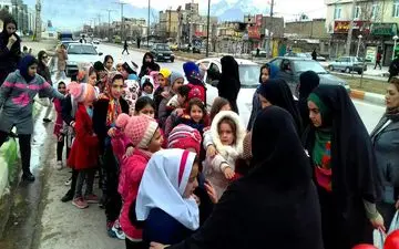 حرکت قطار انقلاب و ایستگاه خاطرات انقلاب از شهرک دولت‌‌آباد در شهر کرمانشاه