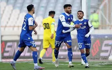 هت‌تریک شاگردان ساپینتو برای رسیدن به سپاهان و پرسپولیس/ عنایتی باز هم به استقلال باخت 