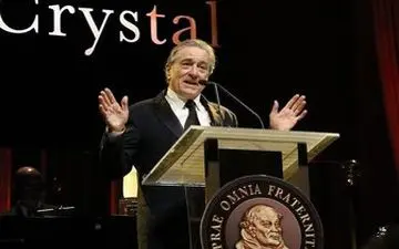  توهین شدید بازیگر مشهور به آقای رئیس جمهور