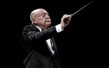 تاکید فرهاد فخرالدینی بر ساخت سردیس حسن کامکار