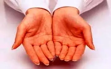 
سردی دائمی دست‌ها نشانه چیست؟
