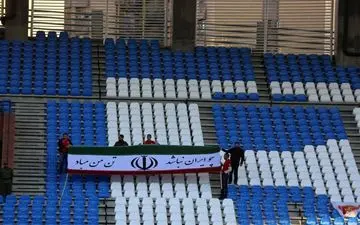 اقدام زیبای هواداران مشهدی برای حفظ همبستگی ملی