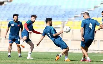 گل محمدی به دنبال جذب 2 بازیکن