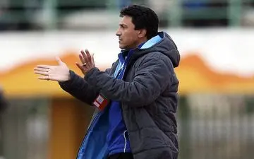 پرسپولیس مشکلات استقلال را ندارد و قهرمان می‌شود!