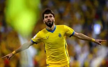 استقلال با ماشاریپوف مذاکره کرده است؟!