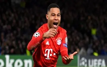 پیراهن ریبری بر تن گنابری