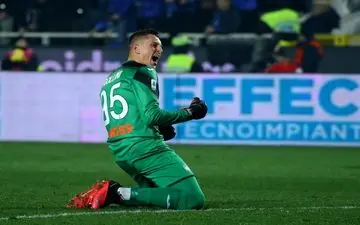  دروازه‌بان آتالانتا به تاتنهام قرض داده می شود