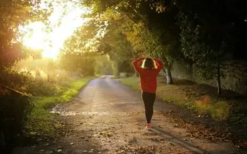 راه حل پیشنهادی متخصصان تغذیه پس از پرخوری