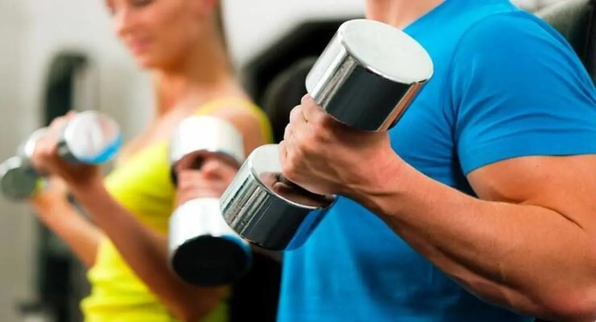 چرا با وجود تمرین، عضلاتتان رشد نمی‌کنند؟ دو عامل مضر اصلی را بشناسید