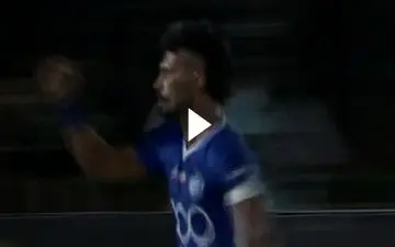 گل سوم استقلال به ذوب آهن توسط رضائیان + ویدئو