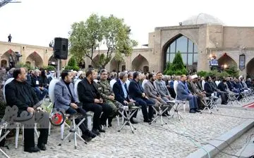 

تجلیل از پیرغلامان تجلیل از یک عمر نوکری امام حسین(ع) است




