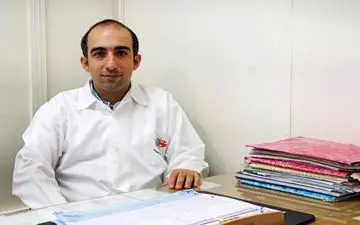 عضو کمیته علمی کرونا گفت: کسانی که واکسن زدند و یک بار هم کرونا گرفتند سد دفاعی بدنشان در مقابل کرونا بالاتر از کسانی است که تا به حالا کرونا نگرفتند و فقط واکسن زدند.