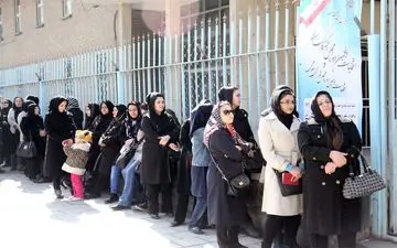 صف‌های طولانی مردم در جای جای ایران پای صندوق‌های رای + ویدئو