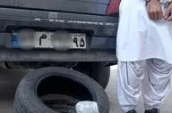 عکس / جاسازی ماهرانه محموله تریاک در زاپاس ماشین قاچاقیچان / در داراب فاش شد