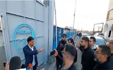 حجت کریمی به سیم آخر زد/ فقط زورشان به سرمربی استقلال می رسد