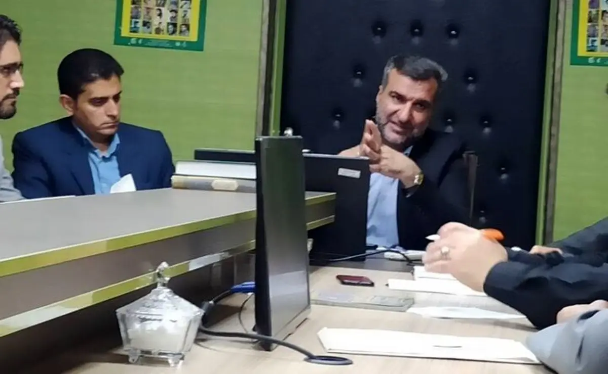 ساماندهی دستفروشان مرز مهران با اولویت بومیها آغاز شد