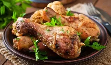طرز تهیه مرغ دودی مجلسی با طعمی رستورانی و عطر بی‌نظیر در خانه