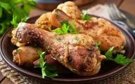 طرز تهیه مرغ دودی مجلسی با طعمی رستورانی و عطر بی‌نظیر در خانه