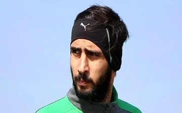  حاج محمدی عزادار شد 