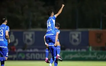 آیا از استقلال امتیاز کسر می‌شود؟