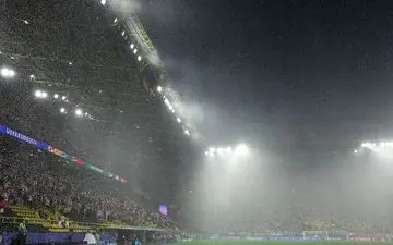 توقف دیدار آلمان و دانمارک به دلیل بارش تگرگ + ویدئو