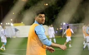 مدافع سابق ذوب آهن: یک سال این درد را به دوش کشیدم