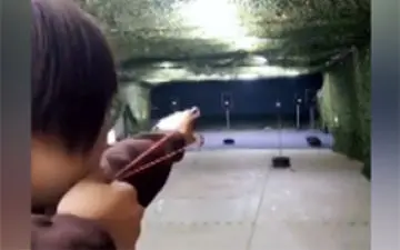 مهارت حیرت انگیز جوانان چینی در تیراندازی با تیروکمان + فیلم