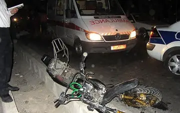 شیراز داغدار شد: تصادف موتورسیکلت جان دو جوان را گرفت
