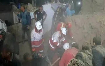 مرگ غم انگیز زوج جوان وفرزندشان در زیر آوار خانه 