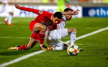 شکایت پرسپولیس از داور بازی پاختاکور