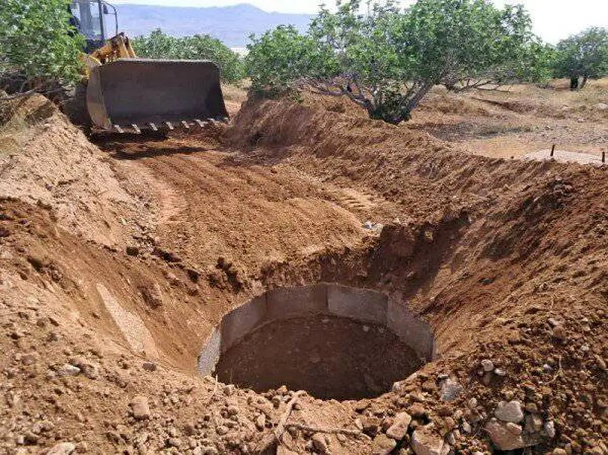 انسداد ۱۲۳ حلقه چاه غیرمجاز در حاشیه تالاب هشیلان 