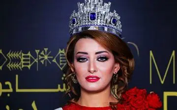 فرار ملکه زیبایی عراق از کشورش بخاطر سلفی با زن اسرائیلی +عکس