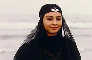 قاب خاطره از ۹ سال پیش؛ قاب مشترک «ماهایا پطروسیان و مهناز افشار» در پشت‌صحنه