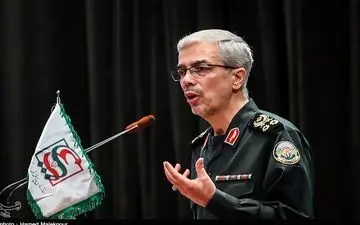  سرلشکر باقری: سربازان ولایت نمی‌گذارند پرچم سپهبد سلیمانی بر زمین بماند 