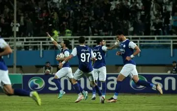 حاشیه‌های بازی استقلال خوزستان و سپاهان